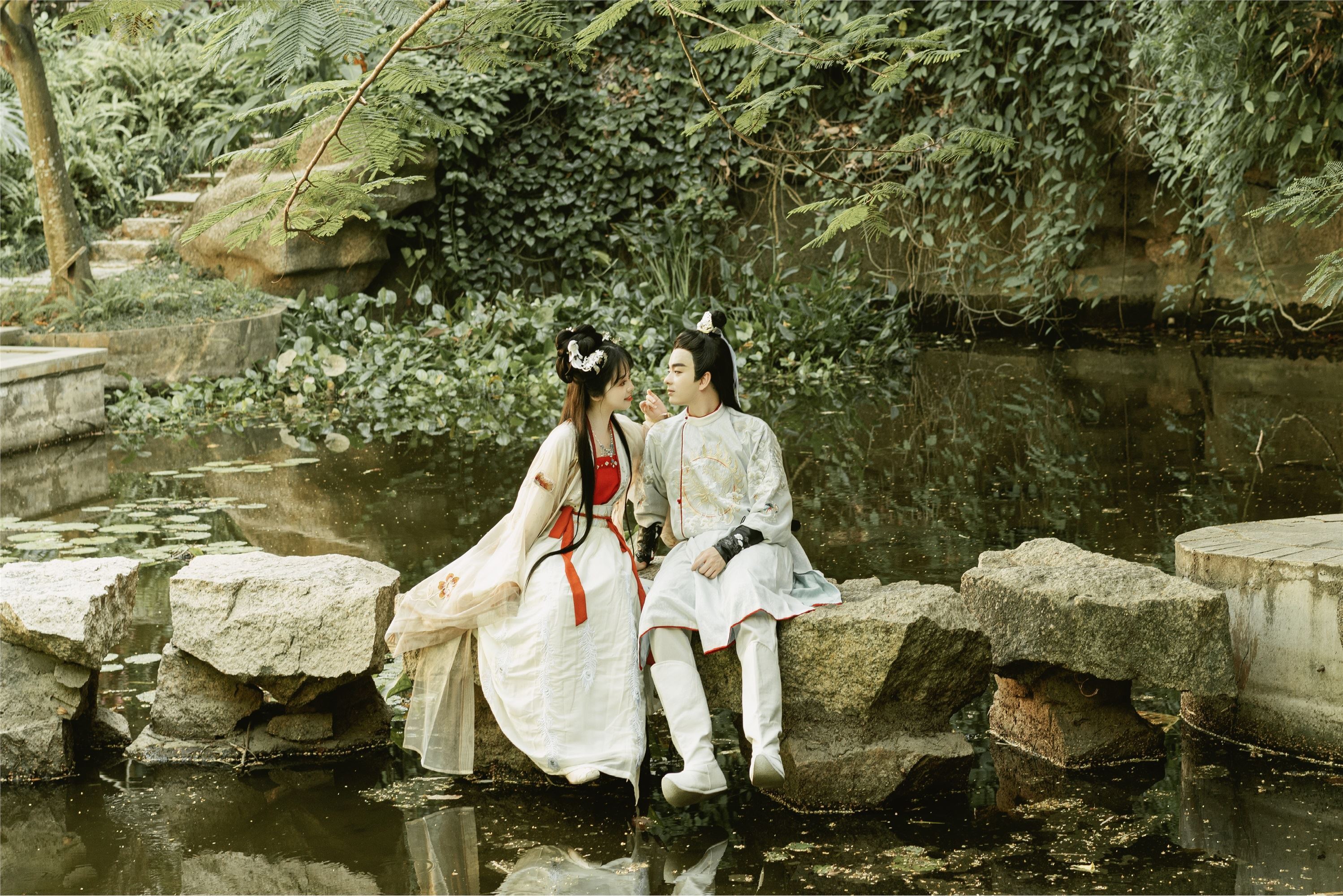 YITUYU艺图语 2021.09.06 思美人 霏霏